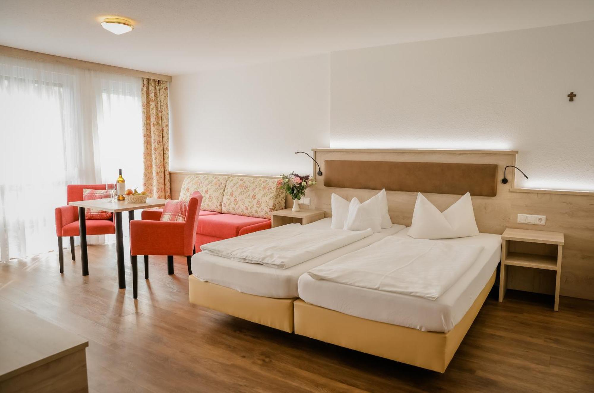 Landhotel Schellenberg Uberlingen Exteriör bild